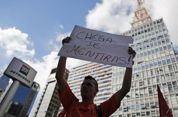 Brazil police make new arrests in Petrobras probe - ảnh 1